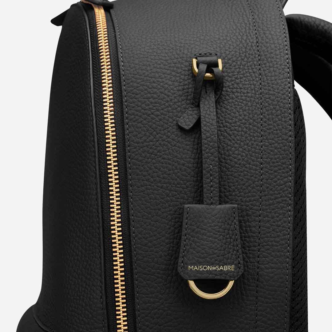 black-caviar front