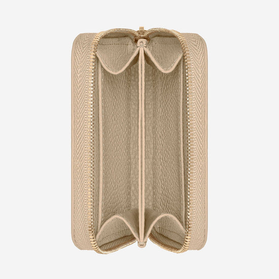saharan-nude