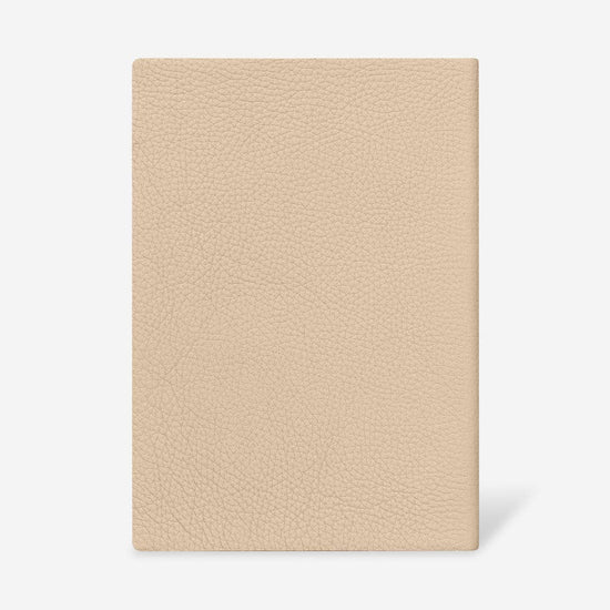 saharan-nude