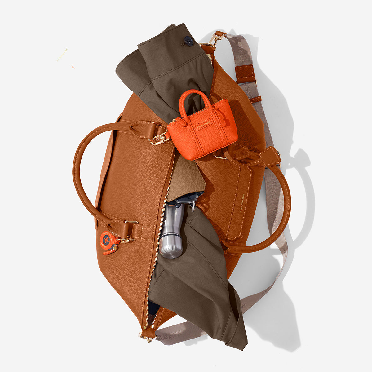 The SABRÉMOJI™ Weekender Charm - Manhattan Orange