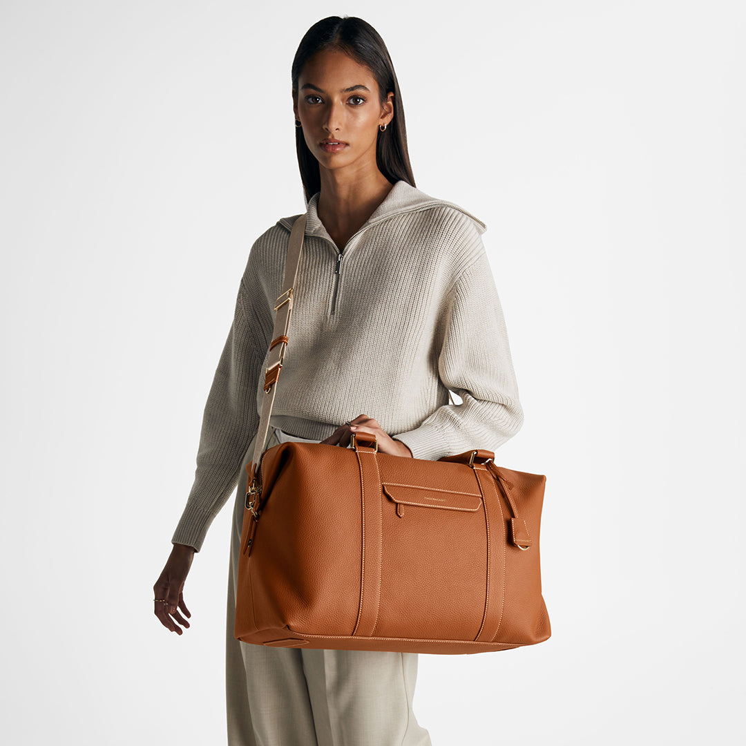 Duffle Bag in Pecan Brown | MAISON de SABRÉ