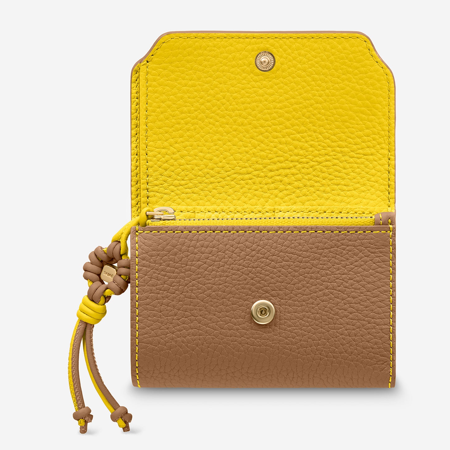 The Trifold Wallet - Sandstone Daisy