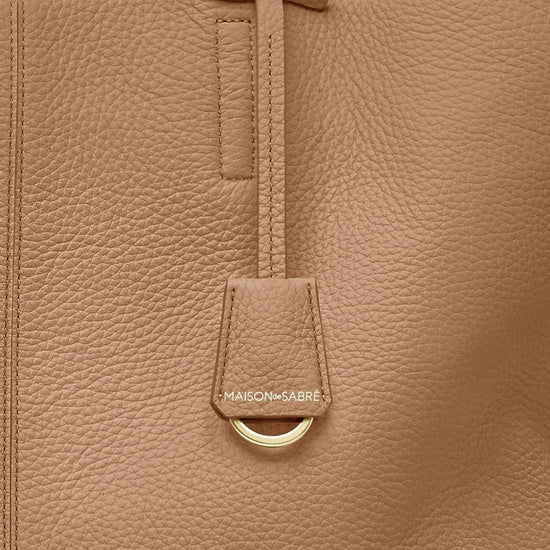 sandstone-lily front